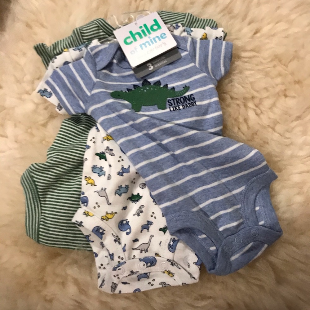 Child of mine by Carter’s. 3 newborn bodysuits set